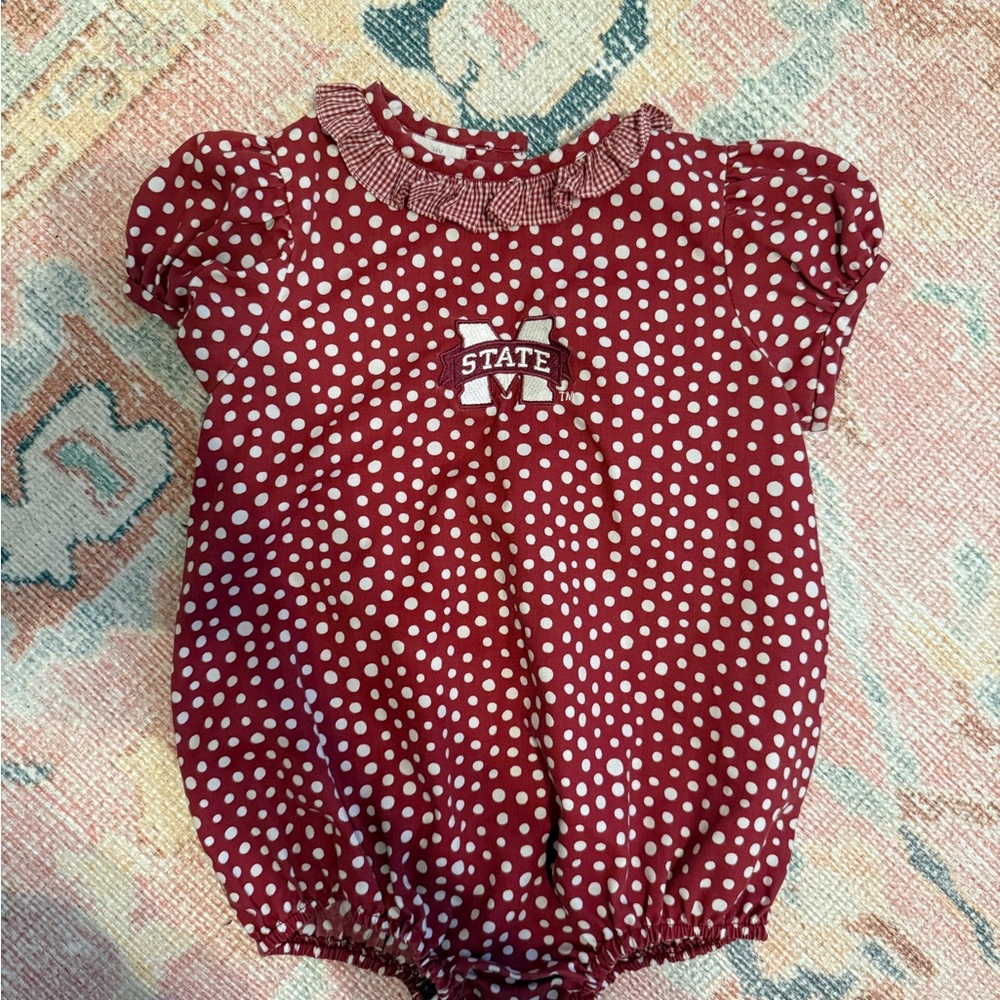 Mississippi state (MSU) embroidered maroon and white polka dot bubble